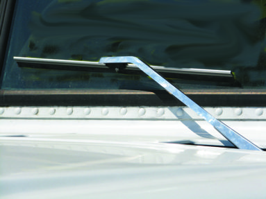 Freightliner, Classic & FLD 120 Wiper Arm Cover