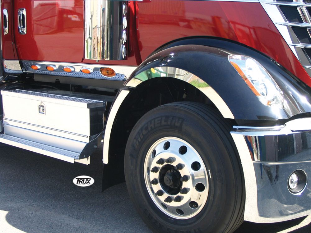 International, Lonestar Front Side Fender Trim