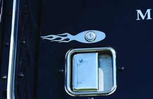 Peterbilt, Universal, Flame Key Guard, (2005-)
