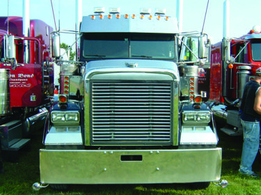 16inch Freightliner, Mid Roof Sunvisor with 10 X 2inch LED & Bezels, (1991+)