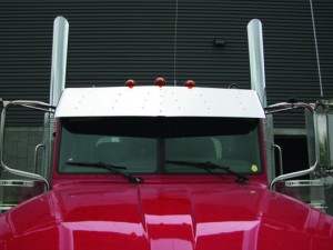 16inch Peterbilt, 379 Ultra Cab Sunvisor, (2000-2004)